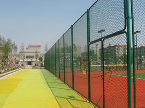 球场围栏