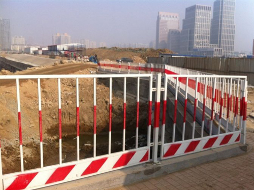 基坑围栏